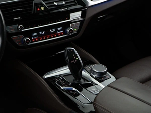 Седан BMW 5 серия 2021 года, 5678888 рублей, Москва