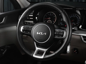 Седан Kia K5 2022 года, 2889000 рублей, Тюмень