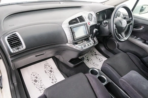 Минивэн Honda Stream 2008 года, 929000 рублей, Красноярск