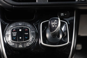 Минивэн Toyota Esquire 2015 года, 2199000 рублей, Новосибирск