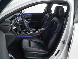 Седан Mercedes-benz A-класс 2021 года, 3120777 рублей, Москва