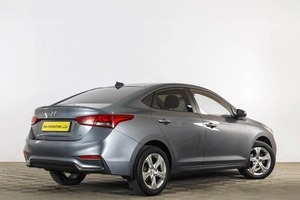 Седан Hyundai Solaris 2017 года, 1489000 рублей, Тюмень