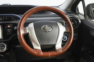 Хетчбэк Toyota Aqua 2018 года, 1459000 рублей, Новосибирск