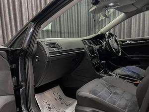 Универсал Volkswagen Golf 2015 года, 1100000 рублей, Красноярск
