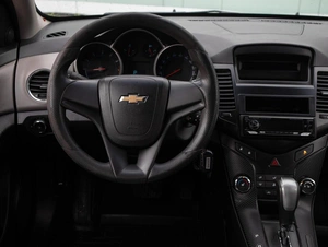 Седан Chevrolet Cruze 2011 года, 649000 рублей, Большой Сочи