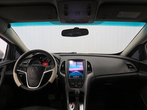 Хэтчбек Opel Astra 2013 года, 980000 рублей, Калуга