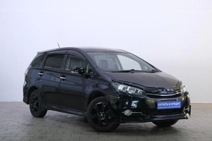 Минивэн Toyota Wish 2012 года, 1289000 рублей, Омск
