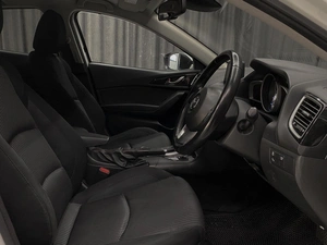 Хетчбэк Mazda Axela 2015 года, 1259000 рублей, Красноярск