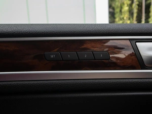 Внедорожник Volkswagen Touareg 2011 года, 2399000 рублей, Большой Сочи