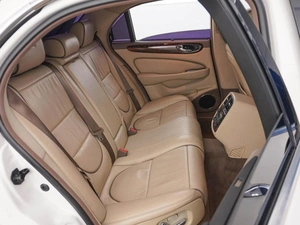 Седан Jaguar XJ 2009 года, 1849985 рублей, Москва
