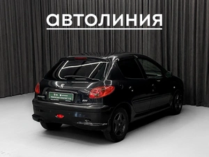 Хетчбэк Peugeot 206 2004 года, 270000 рублей, Красноярск