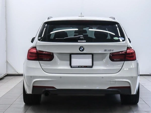 Универсал BMW 3 серия 2018 года, 1800000 рублей, Красноярск