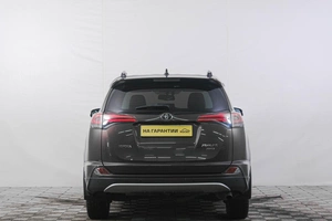 Внедорожник Toyota RAV4 2019 года, 2979000 рублей, Кемерово