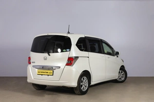 Минивэн Honda Freed 2014 года, 1299000 рублей, Новосибирск