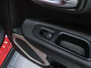 Внедорожник Jeep Renegade 2015 года, 1770000 рублей, Красноярск