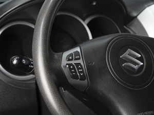 Внедорожник Suzuki Grand Vitara 2010 года, 990000 рублей, Омск