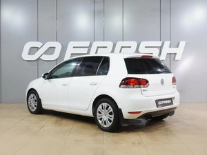 Хетчбэк Volkswagen Golf 2011 года, 949000 рублей, Воронеж
