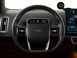 Внедорожник Li Auto L9 2023 года, 6869050 рублей, Москва