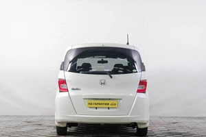 Минивэн Honda Freed 2010 года, 969000 рублей, Кемерово