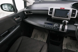 Минивэн Honda Freed 2014 года, 1259000 рублей, Красноярск