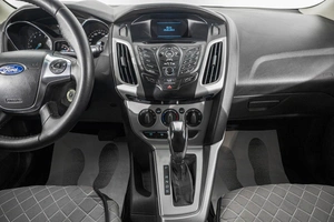 Универсал Ford Focus 2013 года, 999000 рублей, Барнаул