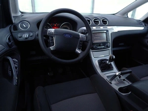 Минивэн Ford S-MAX 2010 года, 730000 рублей, Тверь