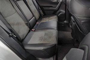 Внедорожник Toyota RAV4 2024 года, 3919000 рублей, Челябинск