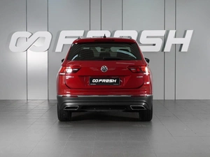 Внедорожник Volkswagen Tiguan 2019 года, 2489000 рублей, Минеральные Воды