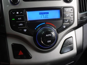 Хетчбэк Hyundai i30 2009 года, 594000 рублей, Воронеж
