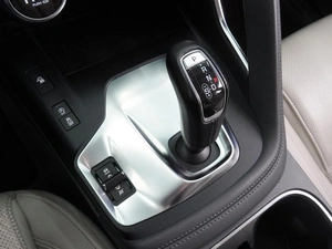 Внедорожник Jaguar E-Pace 2018 года, 2915000 рублей, Воронеж