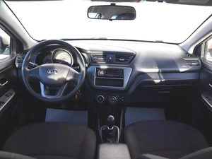 Седан Kia Rio 2014 года, 910000 рублей, Брянск