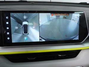 Внедорожник Geely Coolray 2023 года, 2198000 рублей, Красный Пахарь