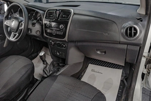 Седан Renault Logan 2020 года, 679000 рублей, Челябинск