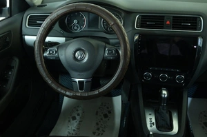 Седан Volkswagen Jetta 2013 года, 839000 рублей, Омск