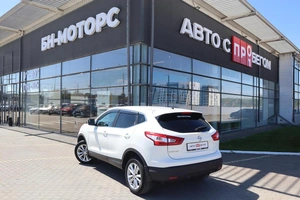 Внедорожник Nissan Qashqai 2014 года, 1440000 рублей, Мирное