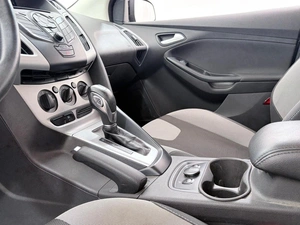 Седан Ford Focus 2013 года, 1099000 рублей, Орёл