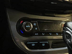 Седан Ford Focus 2012 года, 927000 рублей, Красноярск