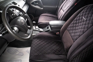 Внедорожник Toyota RAV4 2012 года, 1449000 рублей, Оренбург