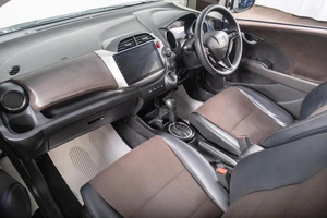 Универсал Honda Fit Shuttle 2011 года, 1079000 рублей, Томск