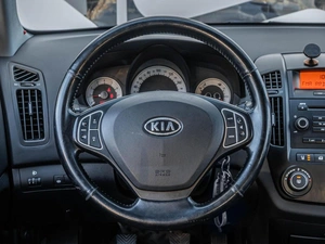 Хетчбэк Kia Ceed 2008 года, 499600 рублей, Ставрополь