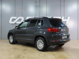 Внедорожник Volkswagen Tiguan 2014 года, 1499000 рублей, Воронеж