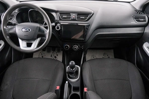 Седан Kia Rio 2013 года, 769000 рублей, Красноярск