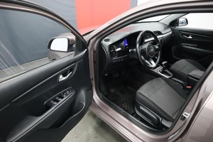 Седан Kia Rio 2019 года, 1670000 рублей, Курск