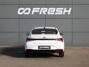 Седан Hyundai Elantra 2021 года, 2080000 рублей, Краснодар