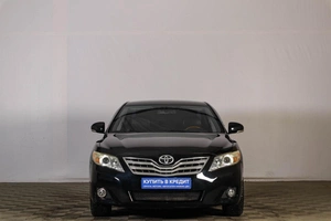 Седан Toyota Camry 2011 года, 1349000 рублей, Тюмень