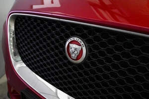 Внедорожник Jaguar F-Pace 2019 года, 3189000 рублей, Ульяновск