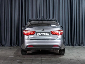 Седан Kia Rio 2013 года, 871000 рублей, Волгоград