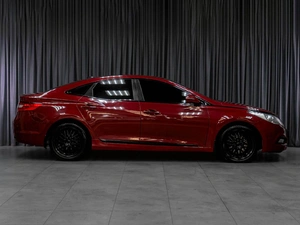 Седан Hyundai Grandeur 2012 года, 1220000 рублей, Тюмень