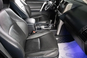 Внедорожник Toyota Land Cruiser Prado 2012 года, 3319000 рублей, Сургут