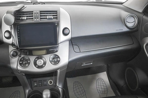 Внедорожник Toyota RAV4 2007 года, 1299000 рублей, Кемерово